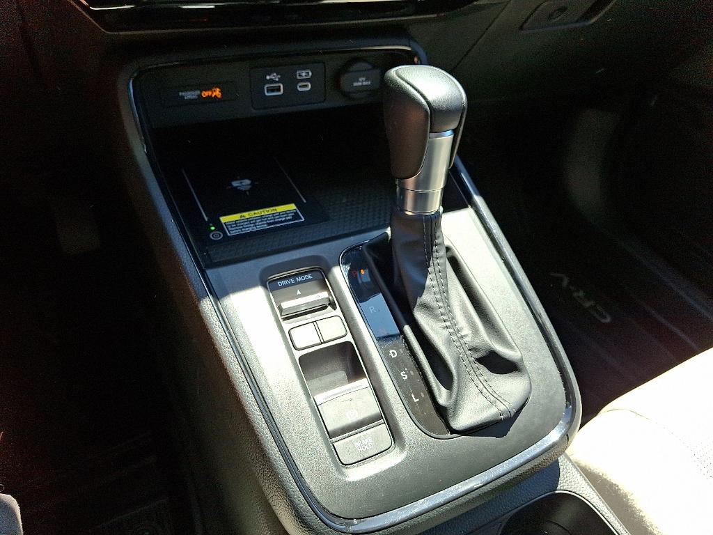 used 2024 Honda CR-V car, priced at $32,995