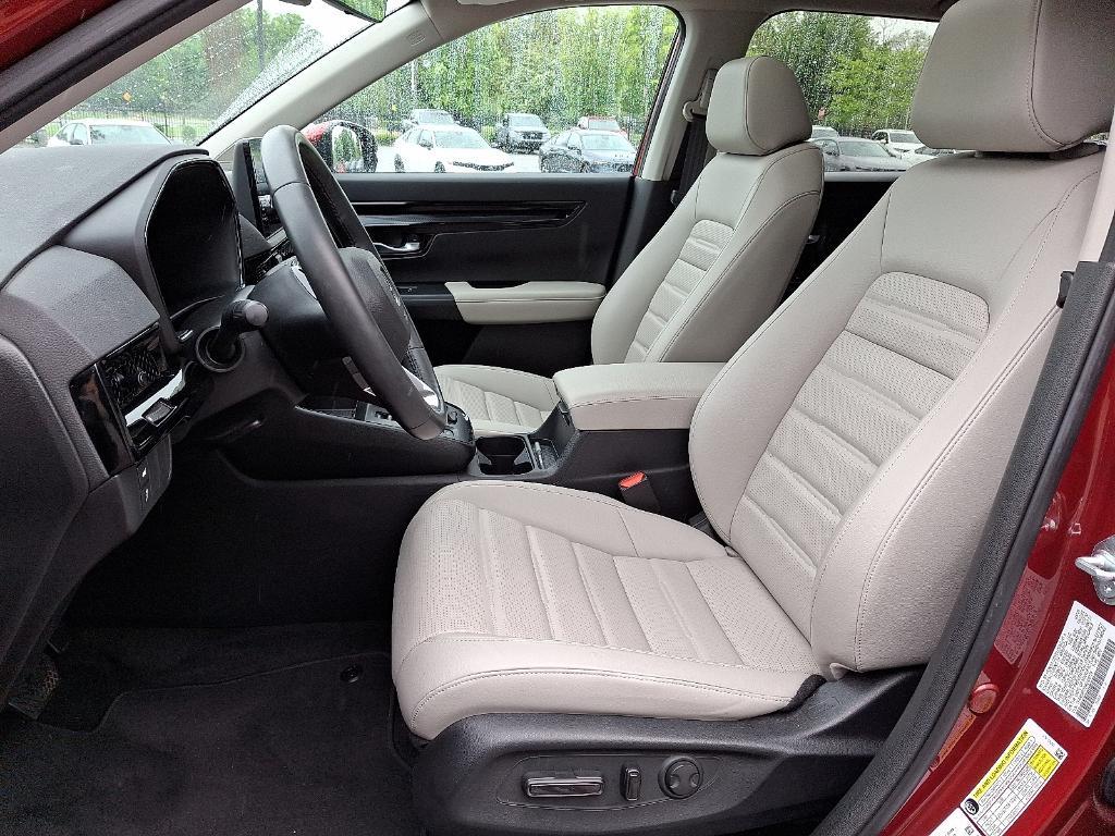 used 2024 Honda CR-V car, priced at $35,995