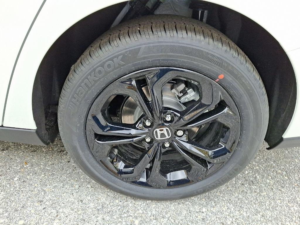 new 2025 Honda Accord car, priced at $31,807