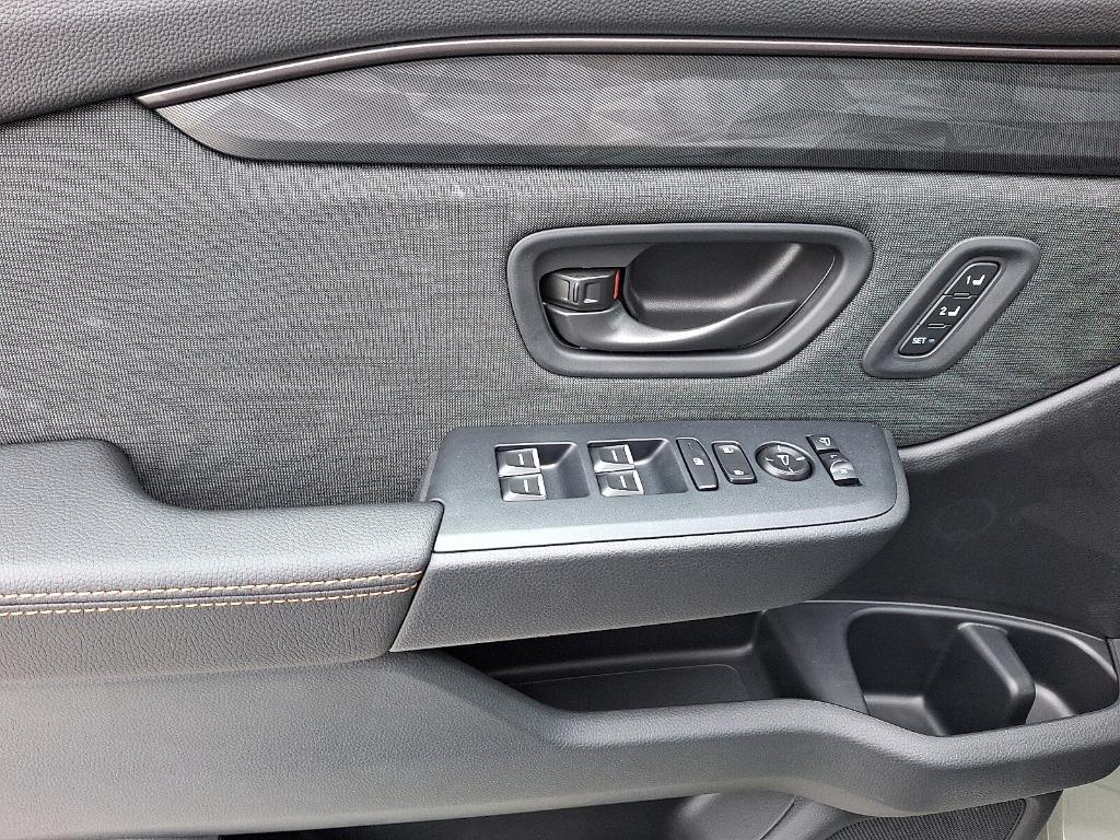 new 2026 Honda Passport car, priced at $48,654