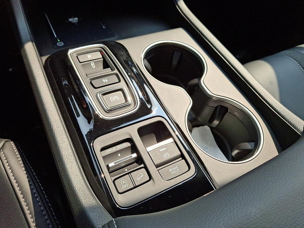 new 2025 Honda Pilot car, priced at $48,715