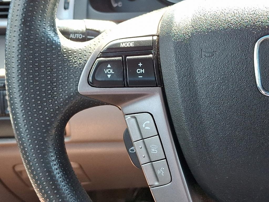 used 2014 Honda Odyssey car, priced at $13,995