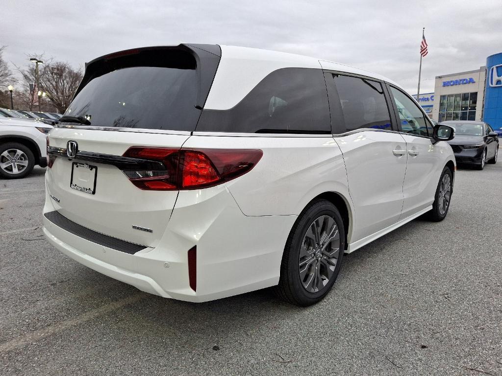 new 2025 Honda Odyssey car, priced at $48,460