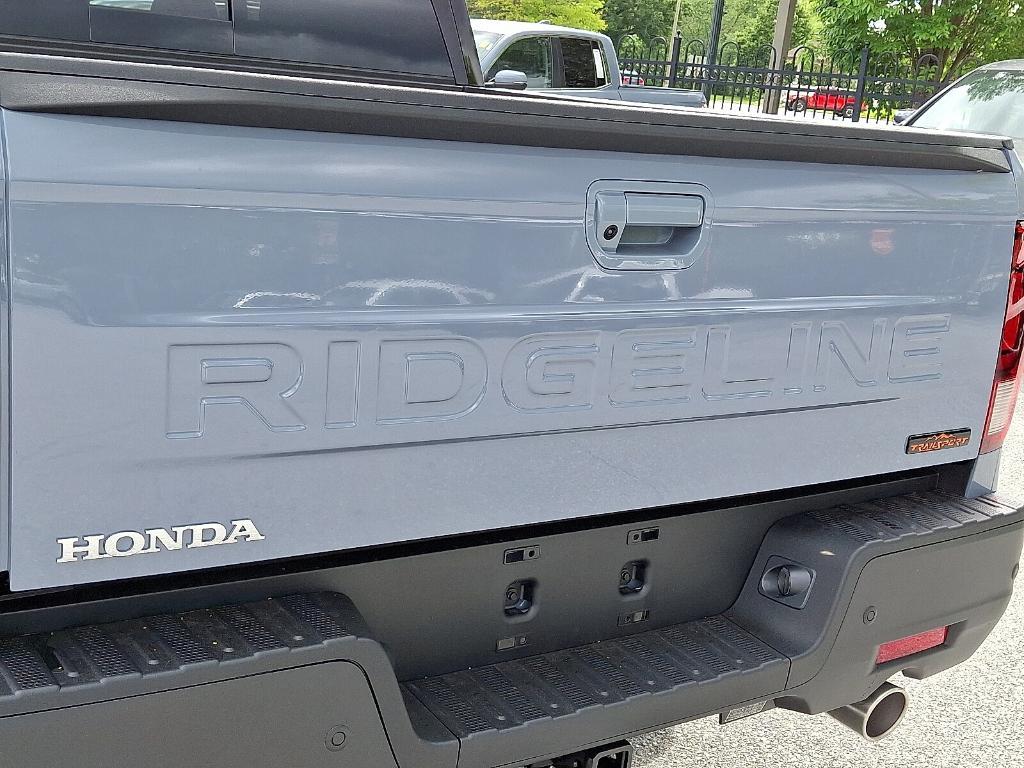 new 2025 Honda Ridgeline car, priced at $45,500