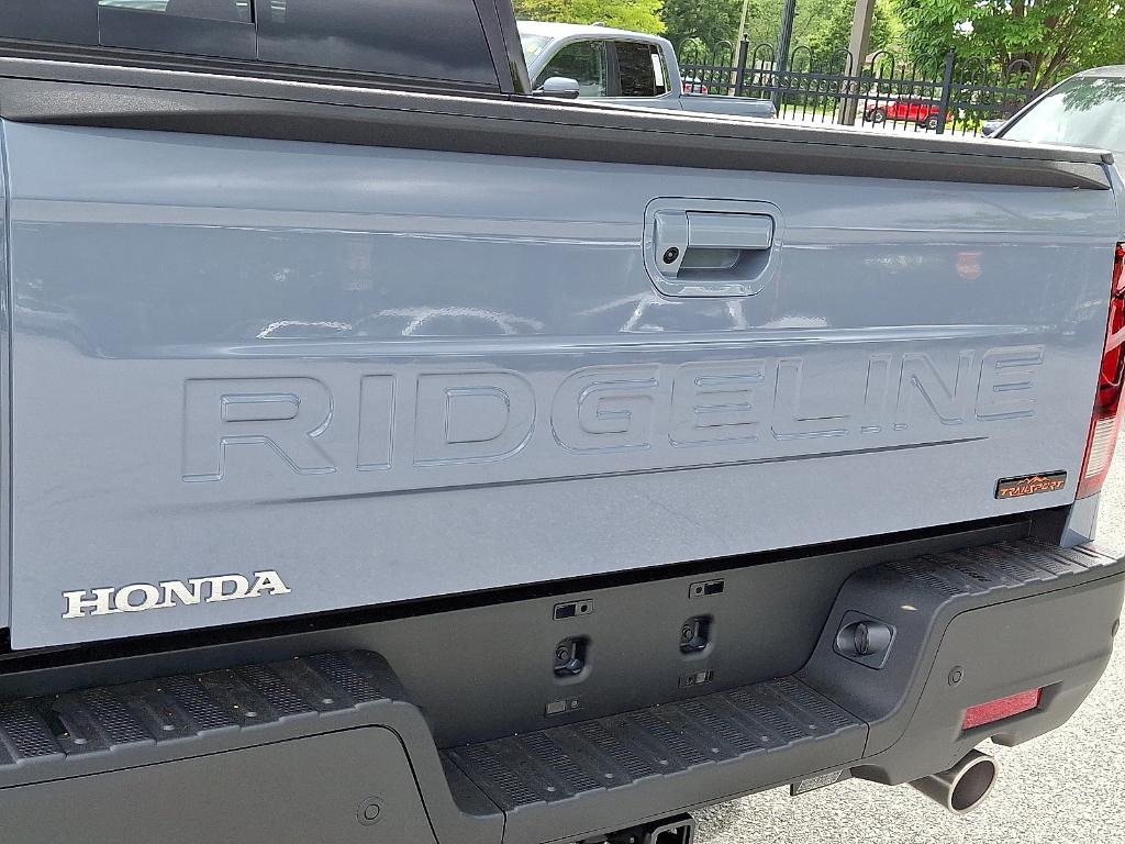 new 2025 Honda Ridgeline car, priced at $45,500