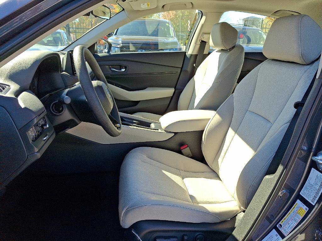 new 2025 Honda Accord car, priced at $31,376