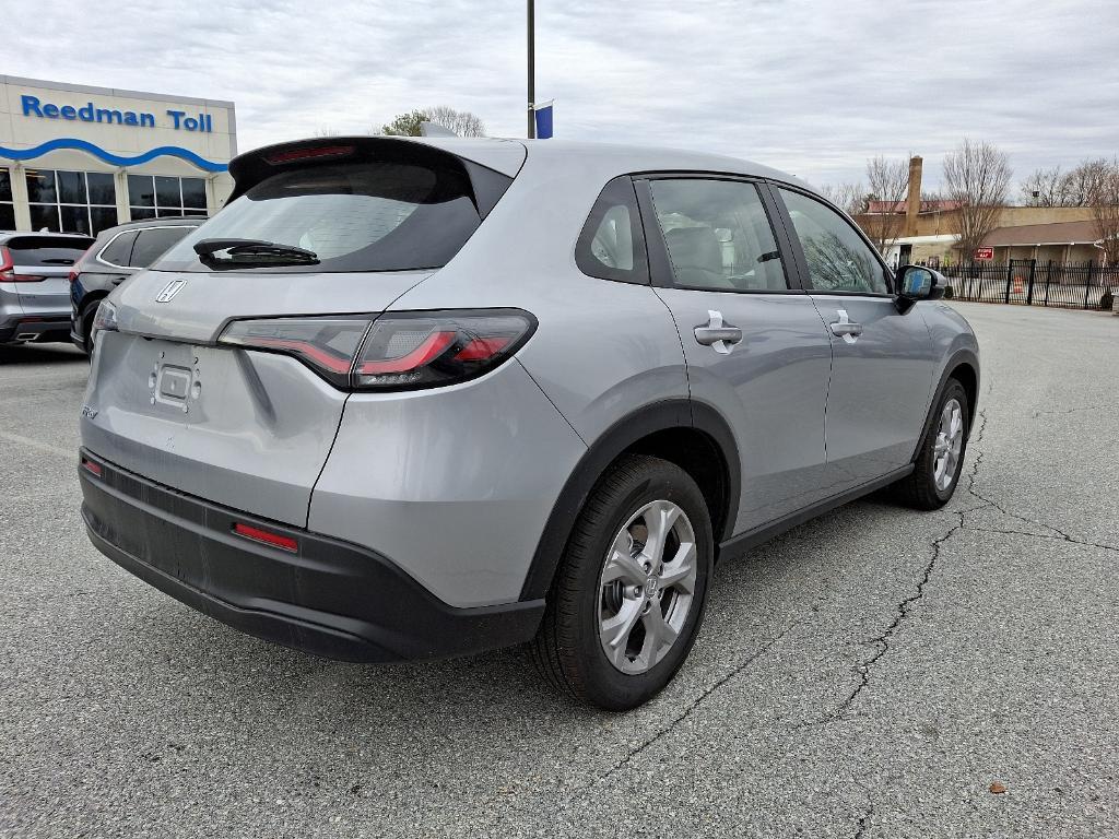 new 2025 Honda HR-V car, priced at $28,177