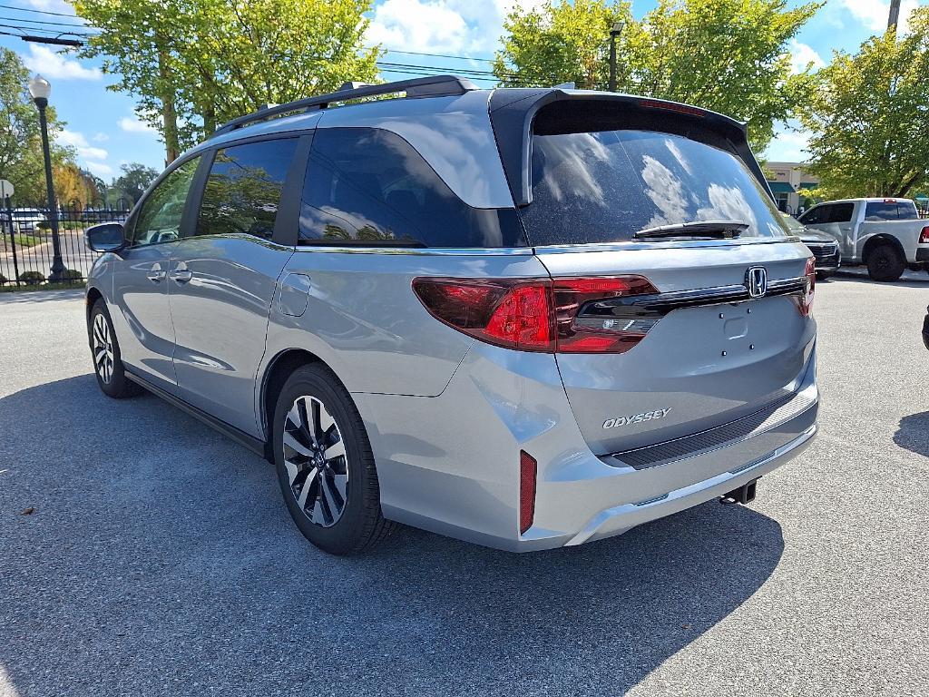 new 2026 Honda Odyssey car, priced at $43,740