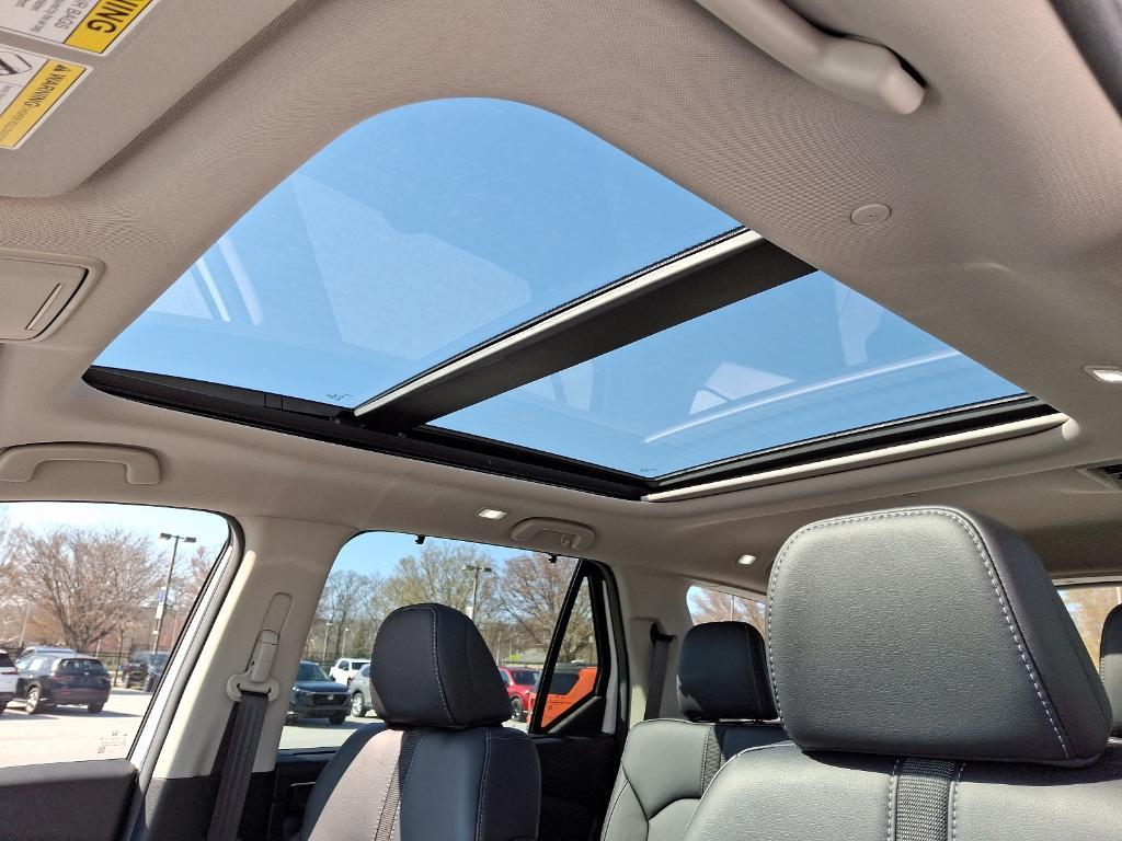 used 2024 Honda Pilot car, priced at $44,995