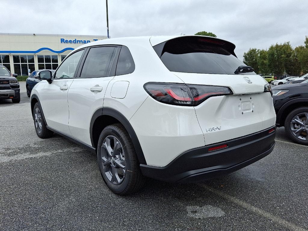 new 2026 Honda HR-V car, priced at $29,477
