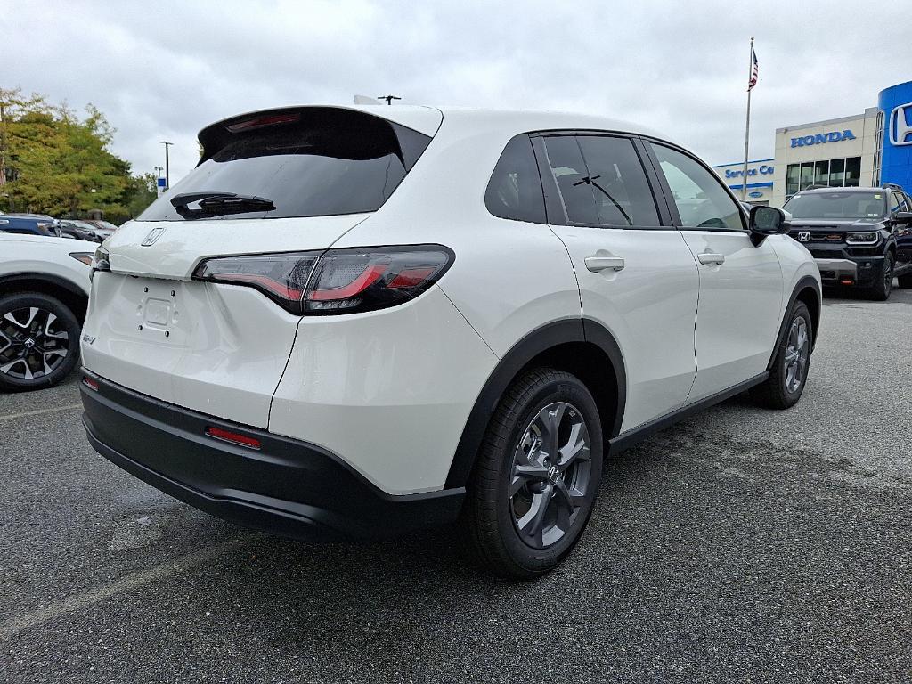 new 2026 Honda HR-V car, priced at $29,477