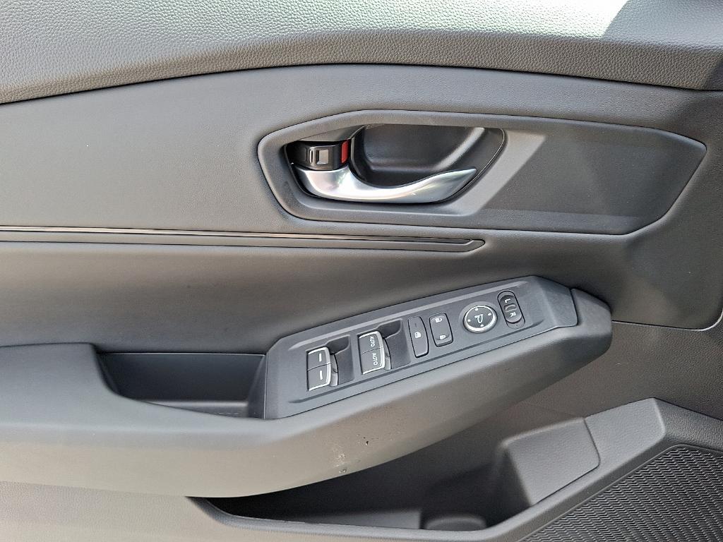 new 2025 Honda Accord car, priced at $31,762