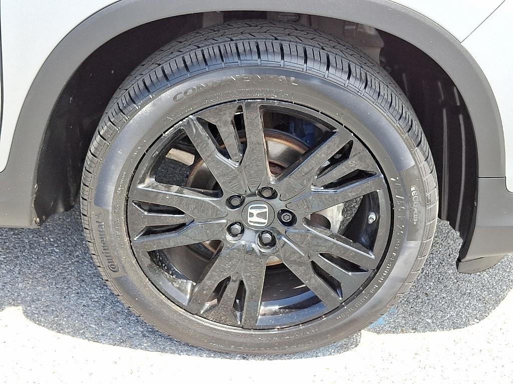 used 2022 Honda Pilot car, priced at $32,495