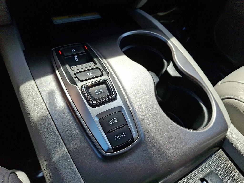 used 2022 Honda Pilot car, priced at $33,995