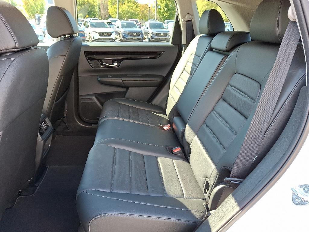 used 2025 Honda CR-V car, priced at $36,995