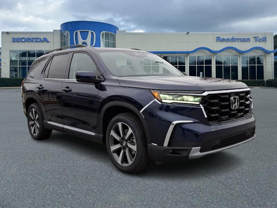 new 2025 Honda Pilot car, priced at $50,995