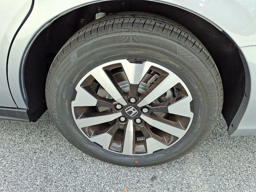 new 2026 Honda Odyssey car, priced at $42,694