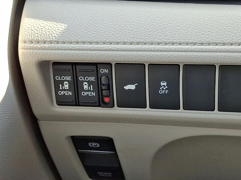 new 2026 Honda Odyssey car, priced at $42,694