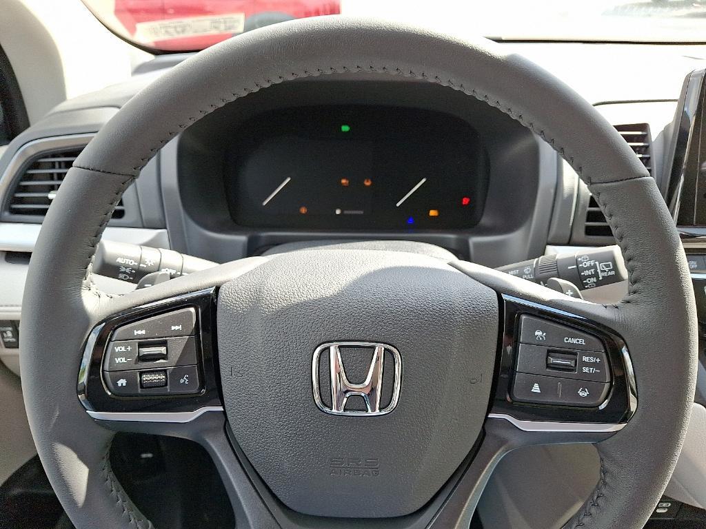 new 2026 Honda Odyssey car, priced at $42,694