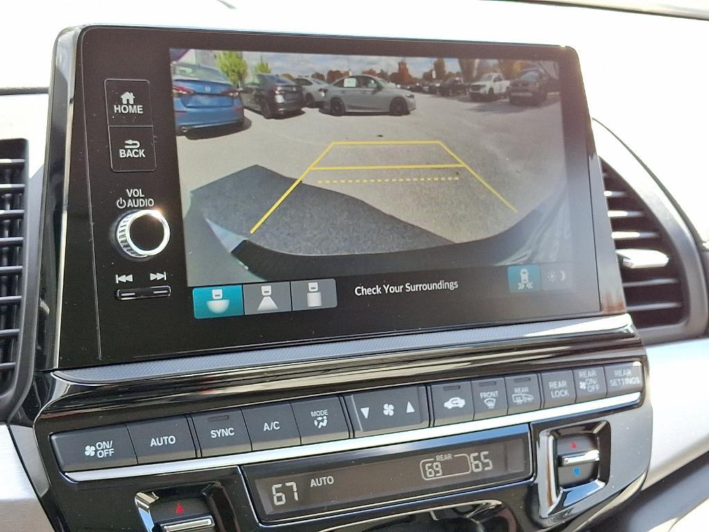 new 2026 Honda Odyssey car, priced at $42,694