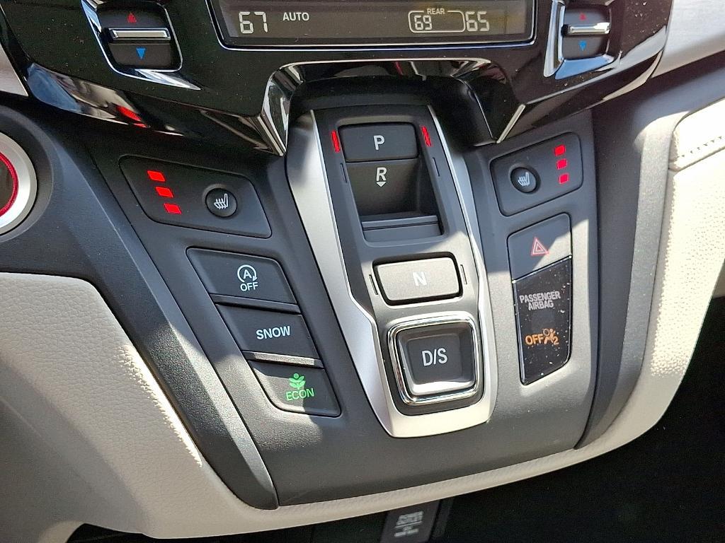 new 2026 Honda Odyssey car, priced at $42,694