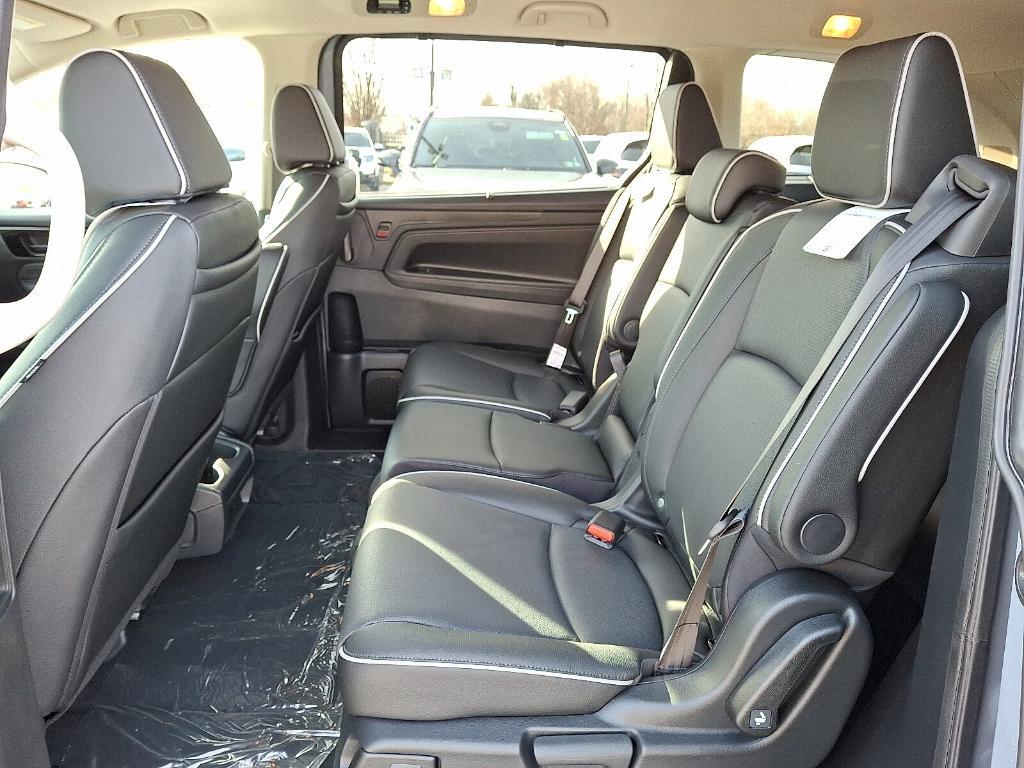 new 2026 Honda Odyssey car, priced at $50,435