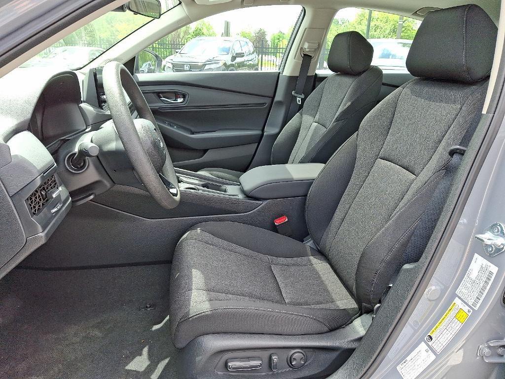new 2025 Honda Accord car, priced at $31,762