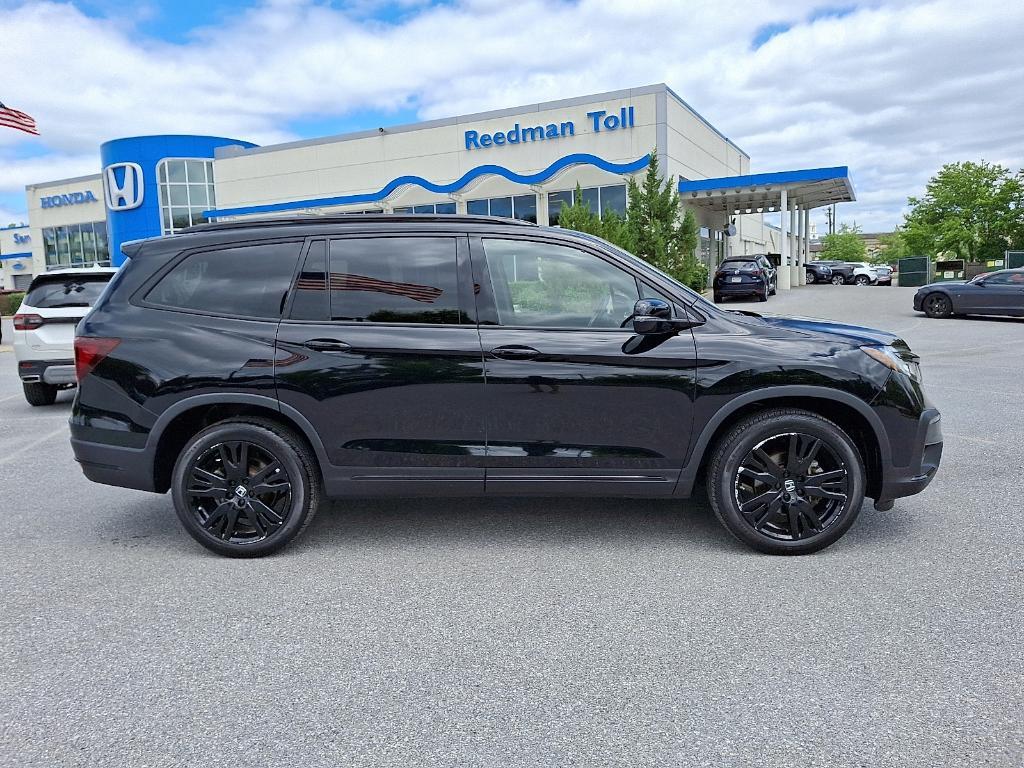 used 2022 Honda Pilot car, priced at $41,995