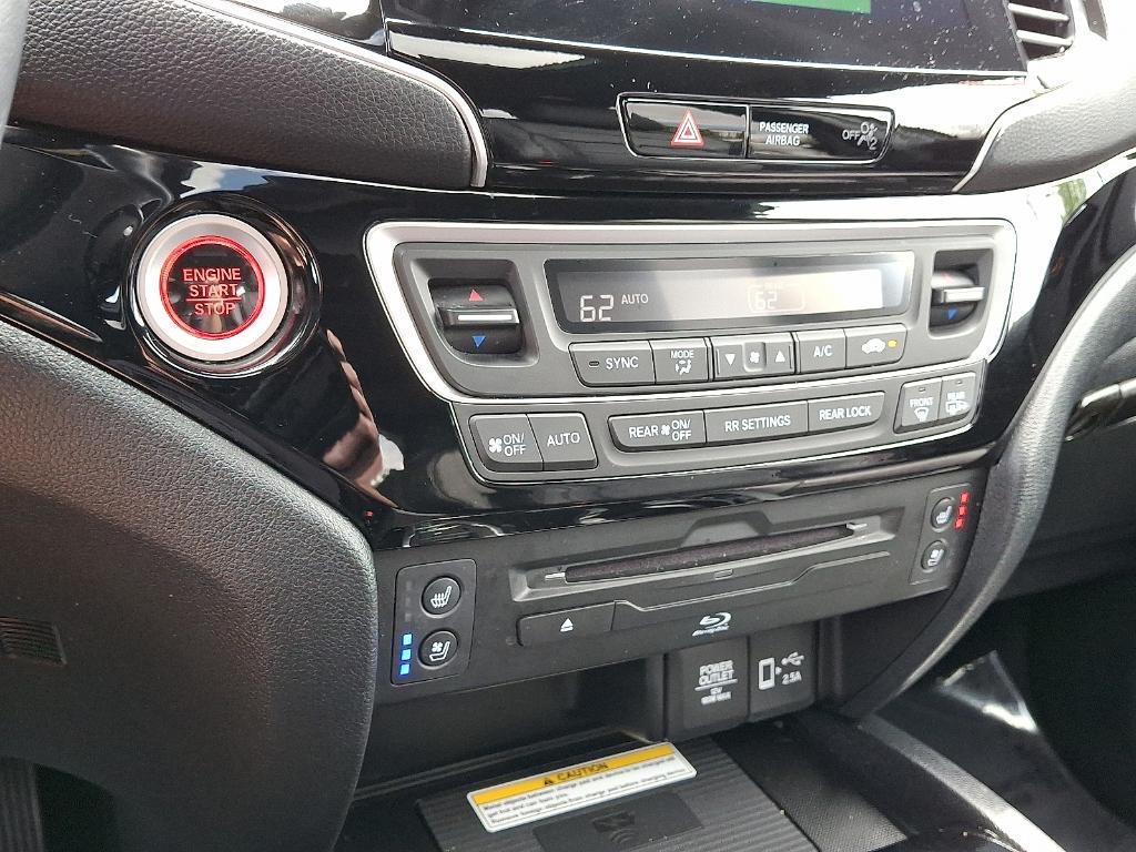 used 2022 Honda Pilot car, priced at $41,995
