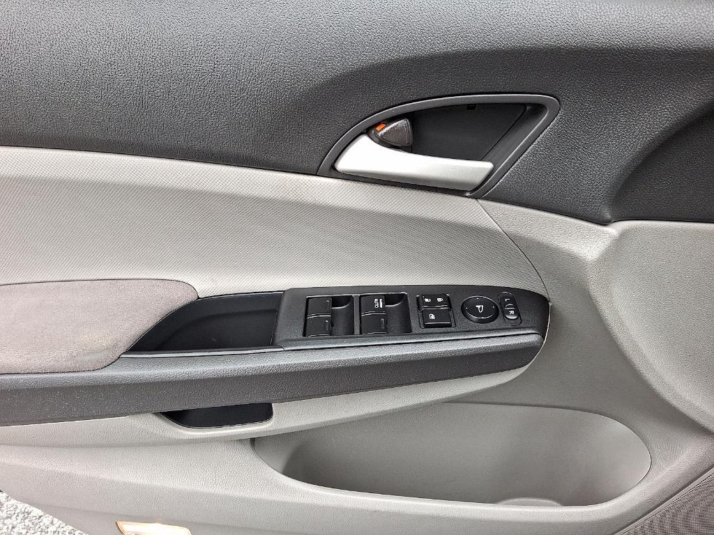 used 2009 Honda Accord car, priced at $9,995