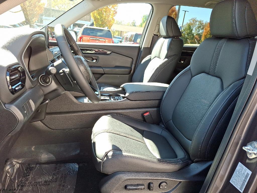 new 2026 Honda Passport car, priced at $44,528