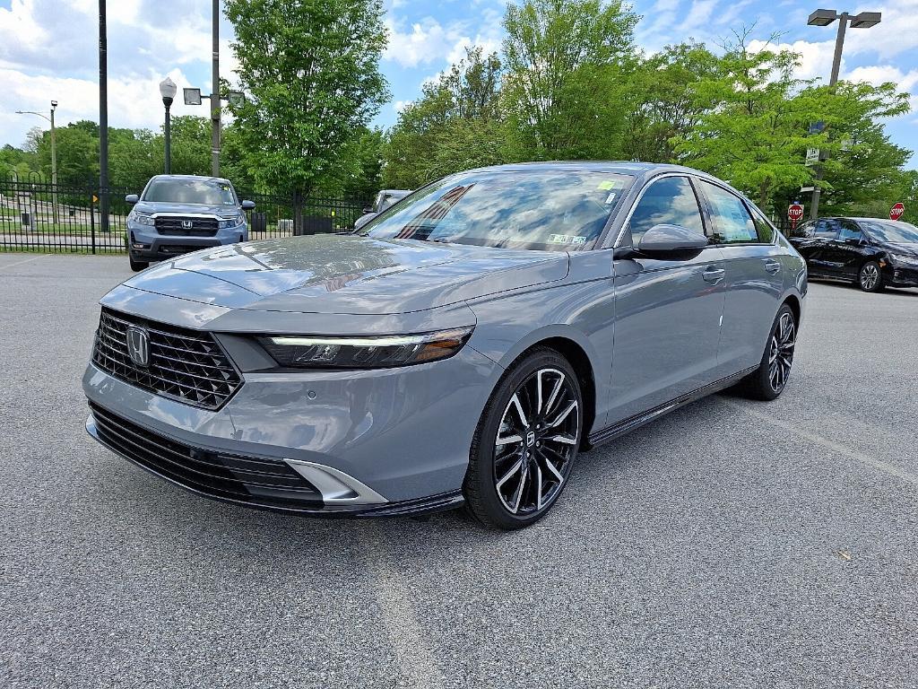 new 2025 Honda Accord Hybrid car, priced at $39,109