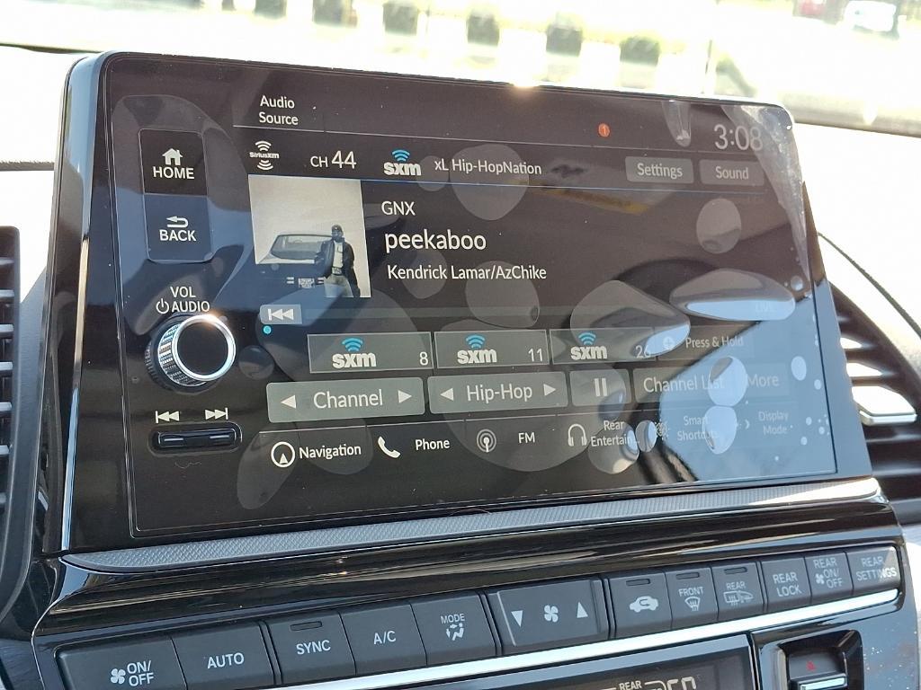 new 2025 Honda Odyssey car, priced at $49,490
