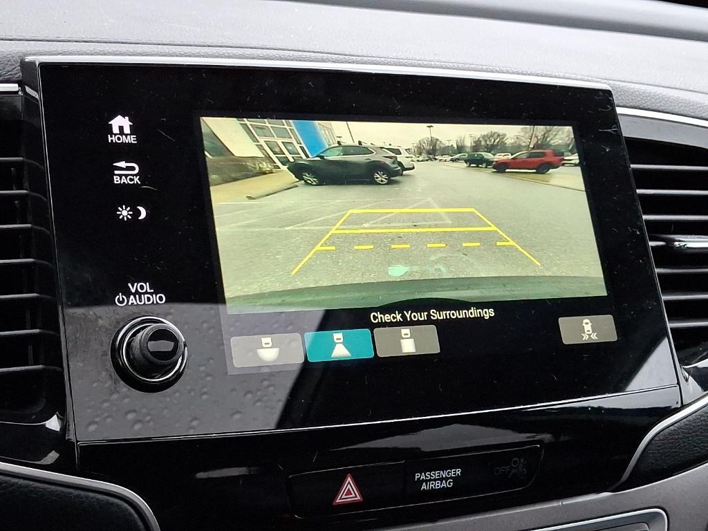 used 2021 Honda Pilot car, priced at $25,995