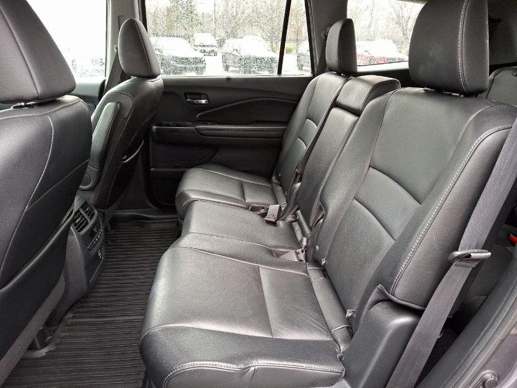 used 2021 Honda Pilot car, priced at $25,995