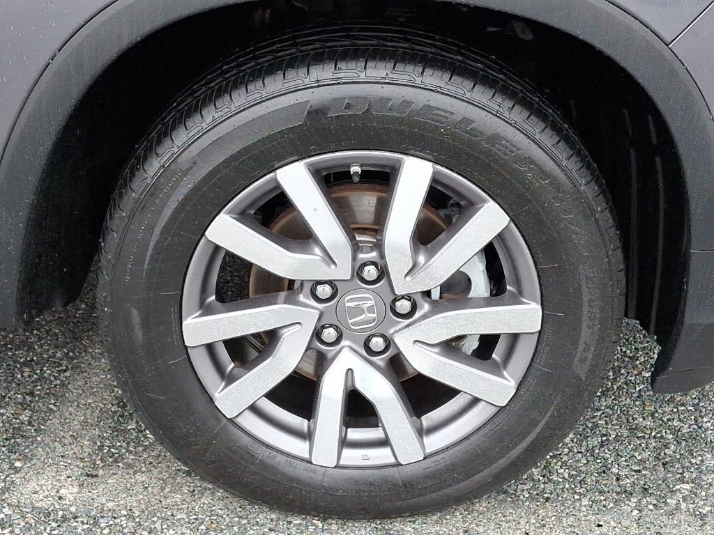 used 2021 Honda Pilot car, priced at $25,995