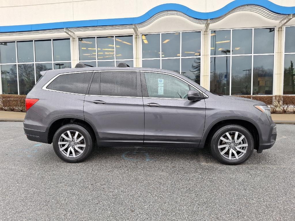 used 2021 Honda Pilot car, priced at $25,995