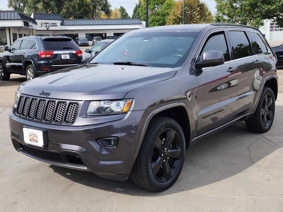 used 2015 Jeep Grand Cherokee car, priced at $14,000