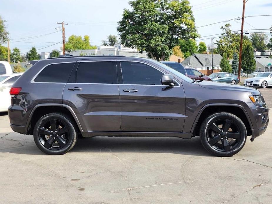 used 2015 Jeep Grand Cherokee car, priced at $14,000