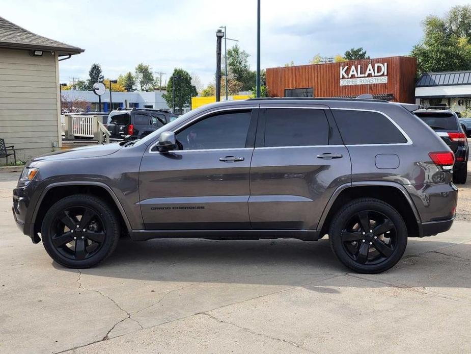 used 2015 Jeep Grand Cherokee car, priced at $14,000