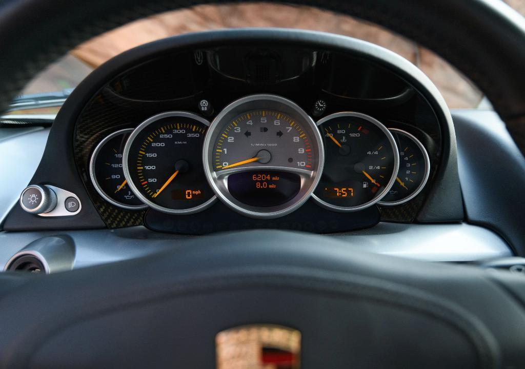 used 2005 Porsche Carrera GT car