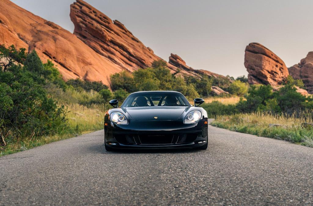 used 2005 Porsche Carrera GT car