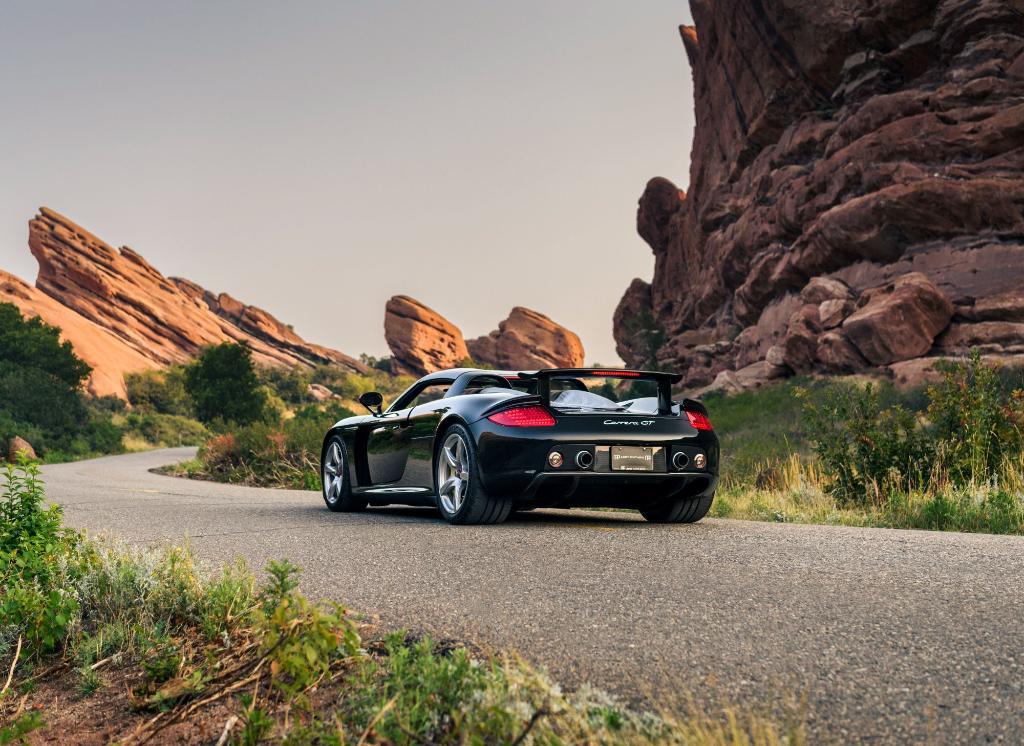 used 2005 Porsche Carrera GT car