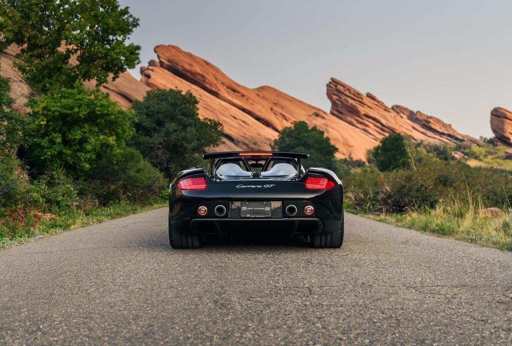 used 2005 Porsche Carrera GT car