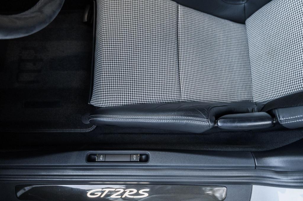 used 2018 Porsche 911 car, priced at $499,991