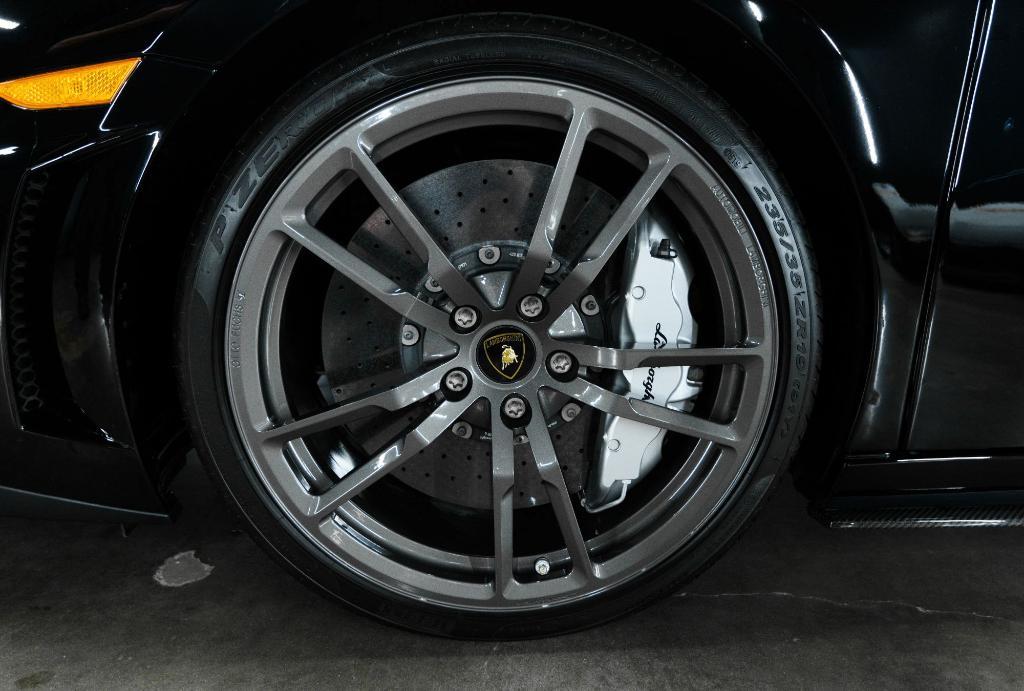 used 2013 Lamborghini Gallardo car