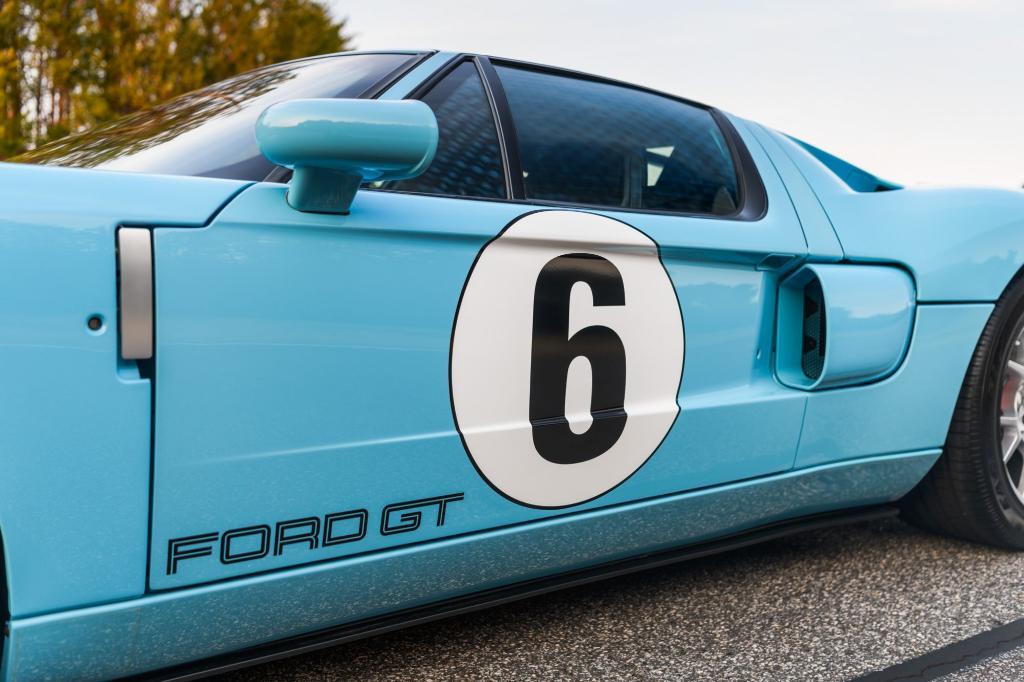 used 2006 Ford GT car, priced at $899,990