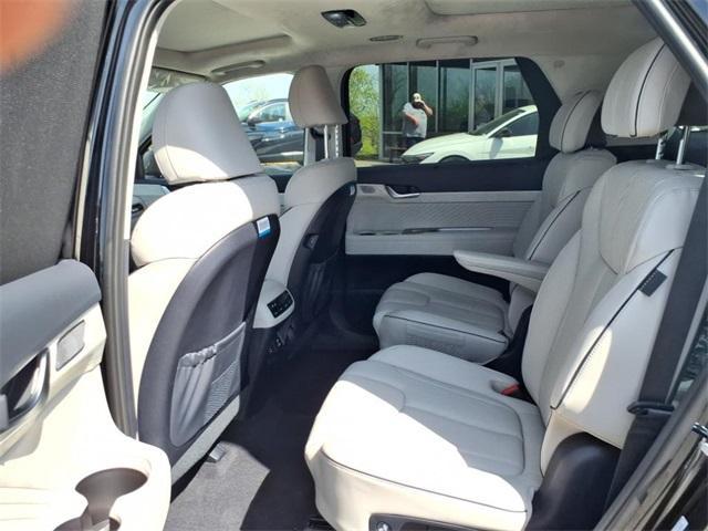 new 2025 Hyundai Palisade car, priced at $53,445