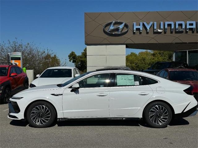 new 2024 Hyundai Sonata Hybrid car, priced at $36,194