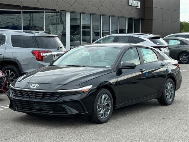 new 2024 Hyundai Elantra car, priced at $23,274